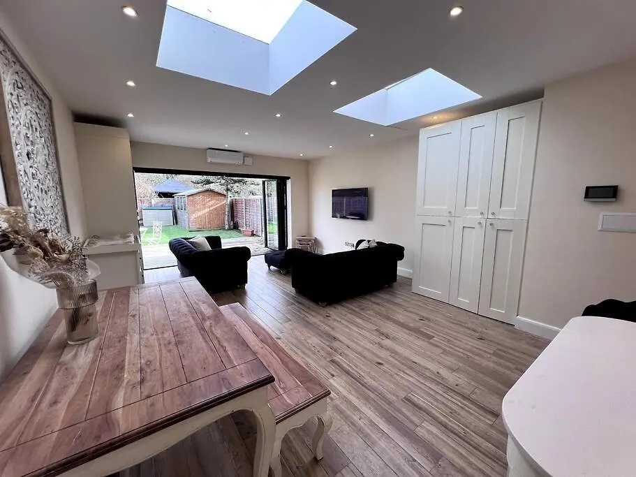 Holiday home South Park Villa Ilford